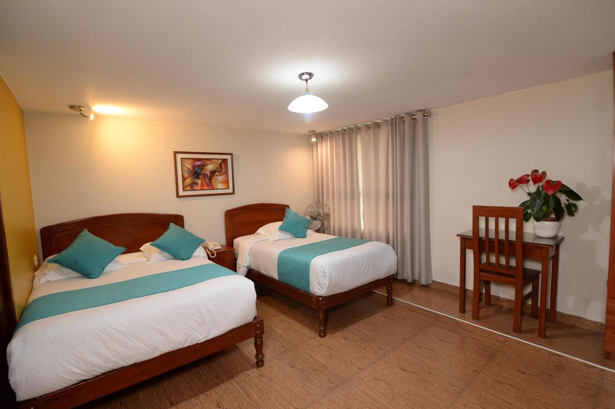 Hotel Palmas Reales Trujillo Esterno foto