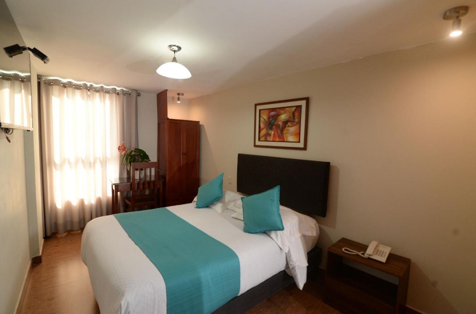Hotel Palmas Reales Trujillo Esterno foto