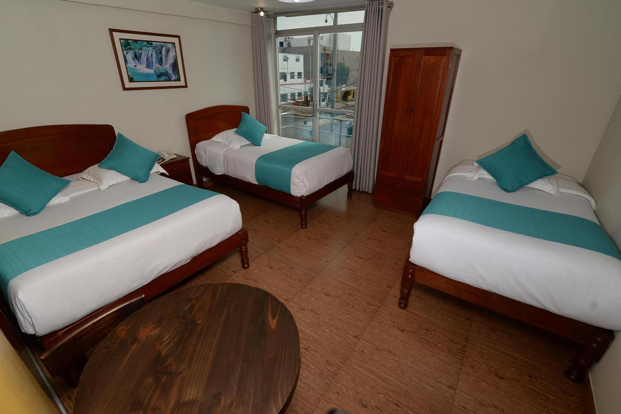 Hotel Palmas Reales Trujillo Esterno foto